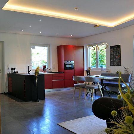 Ruhige Ferienwohnung Mit Garten Und Garage In Privatvilla Марленго Экстерьер фото