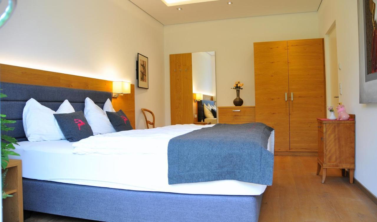 Ruhige Ferienwohnung Mit Garten Und Garage In Privatvilla Марленго Экстерьер фото