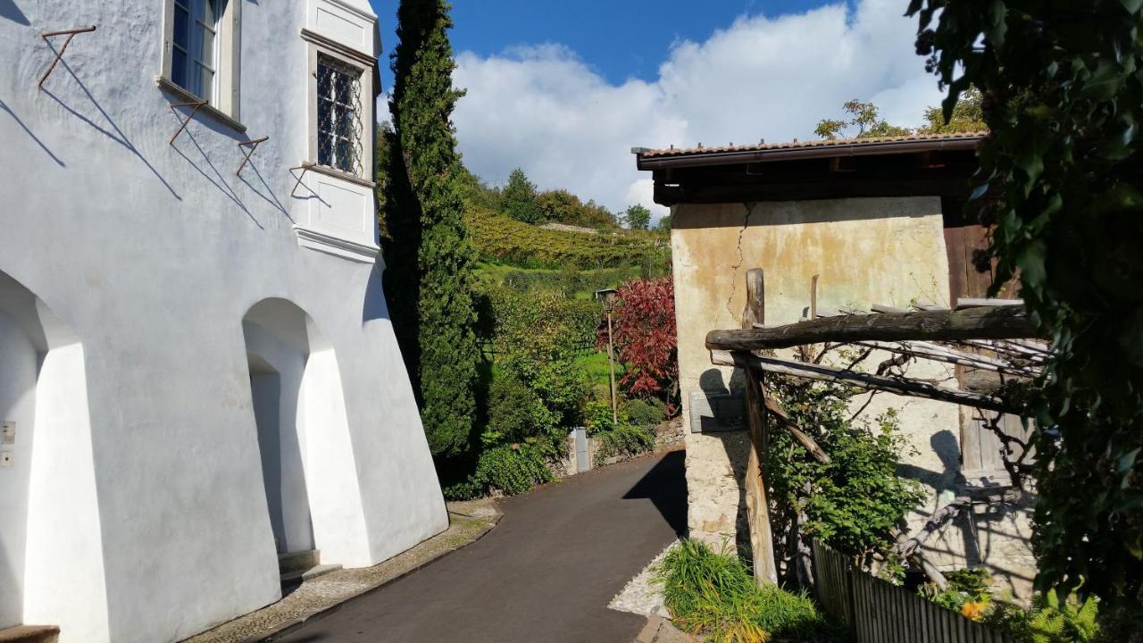 Ruhige Ferienwohnung Mit Garten Und Garage In Privatvilla Марленго Экстерьер фото