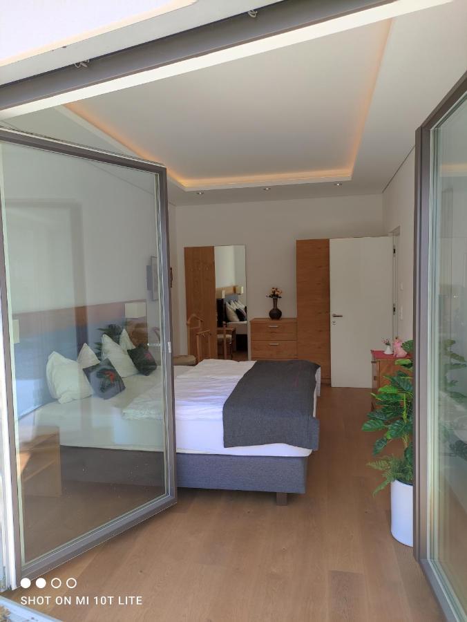 Ruhige Ferienwohnung Mit Garten Und Garage In Privatvilla Марленго Экстерьер фото
