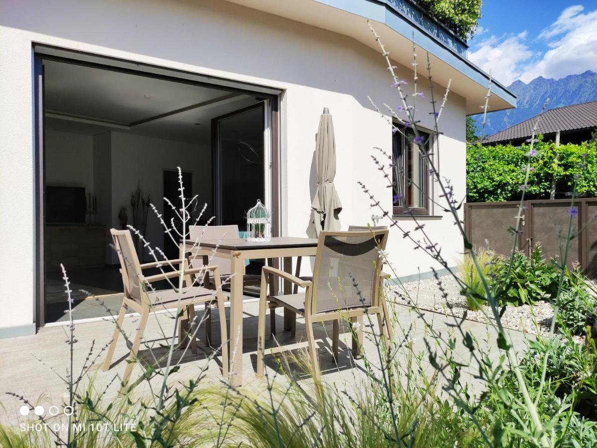 Ruhige Ferienwohnung Mit Garten Und Garage In Privatvilla Марленго Экстерьер фото